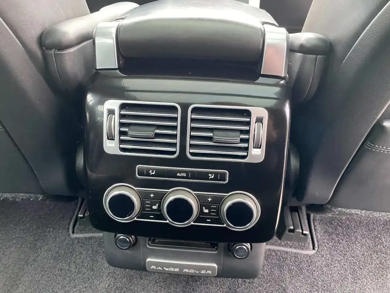 Land Rover Range Rover - 20