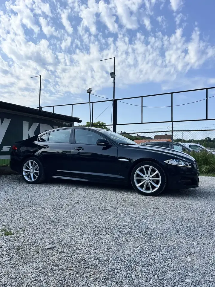 Jaguar XF - 2
