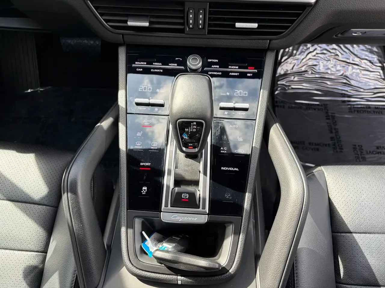 Porsche Cayenne - 13