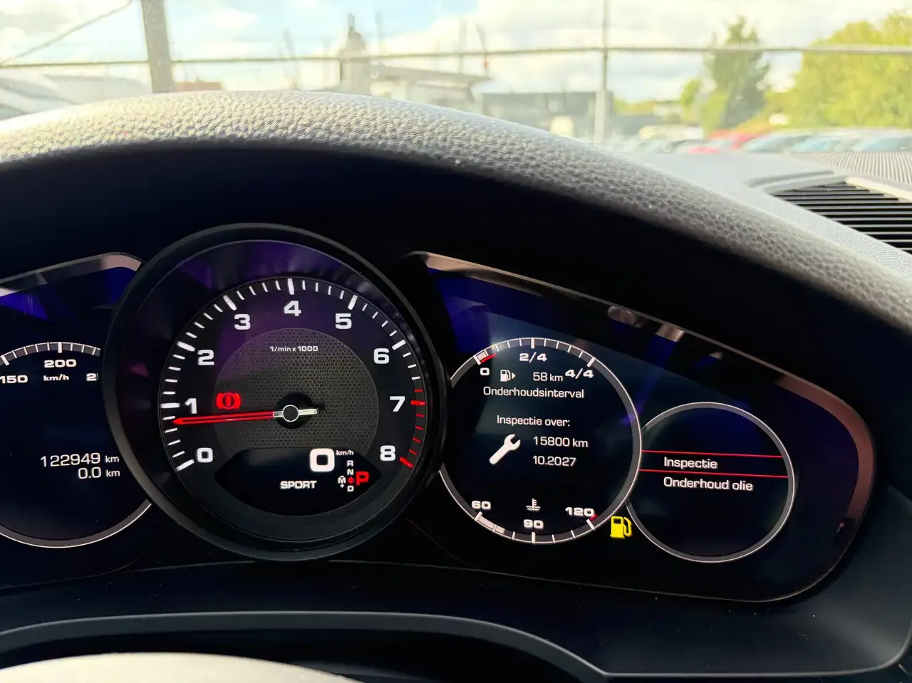 Porsche Cayenne - 21