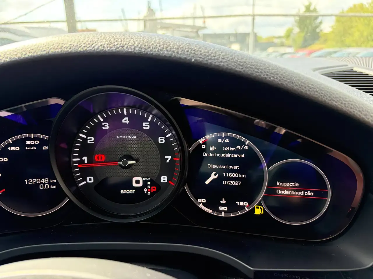Porsche Cayenne - 22