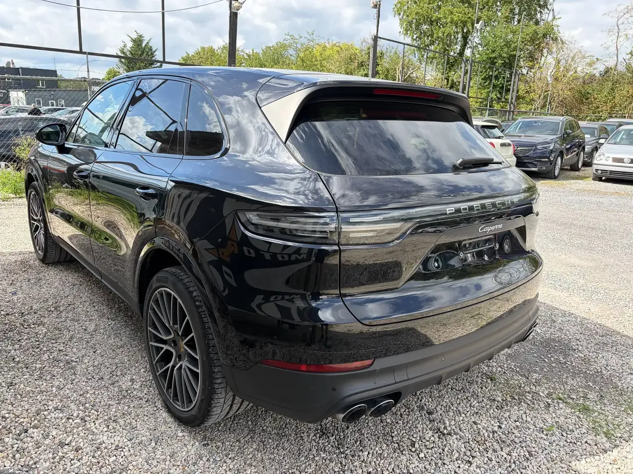 Porsche Cayenne - 5
