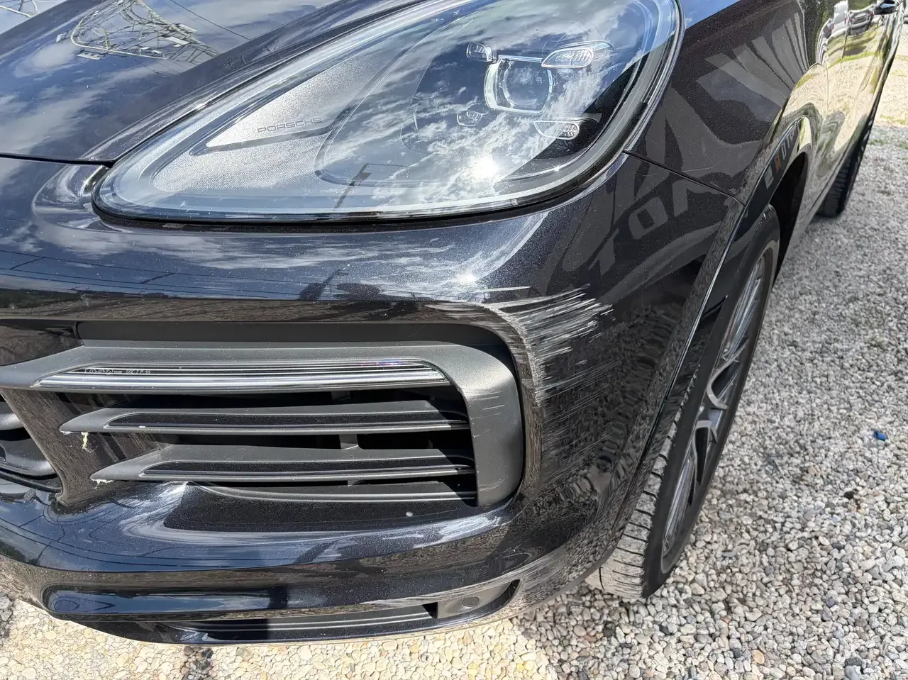 Porsche Cayenne - 7