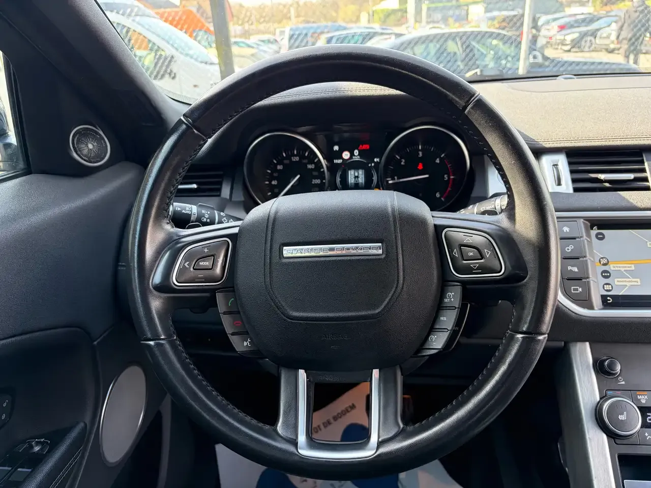 Land Rover Range Rover Evoque - 13