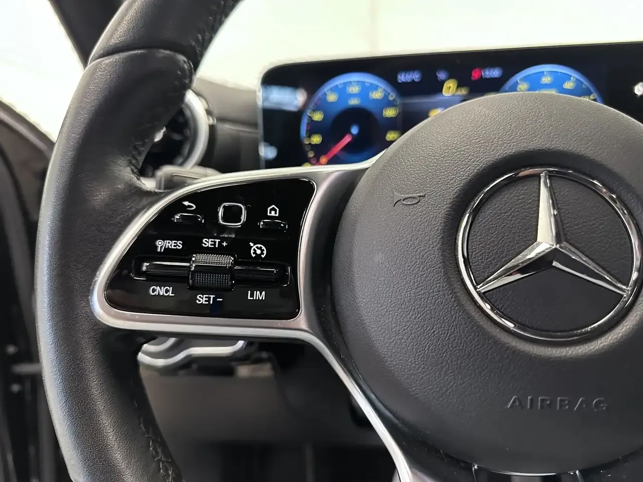 Mercedes-Benz A 250 - 29