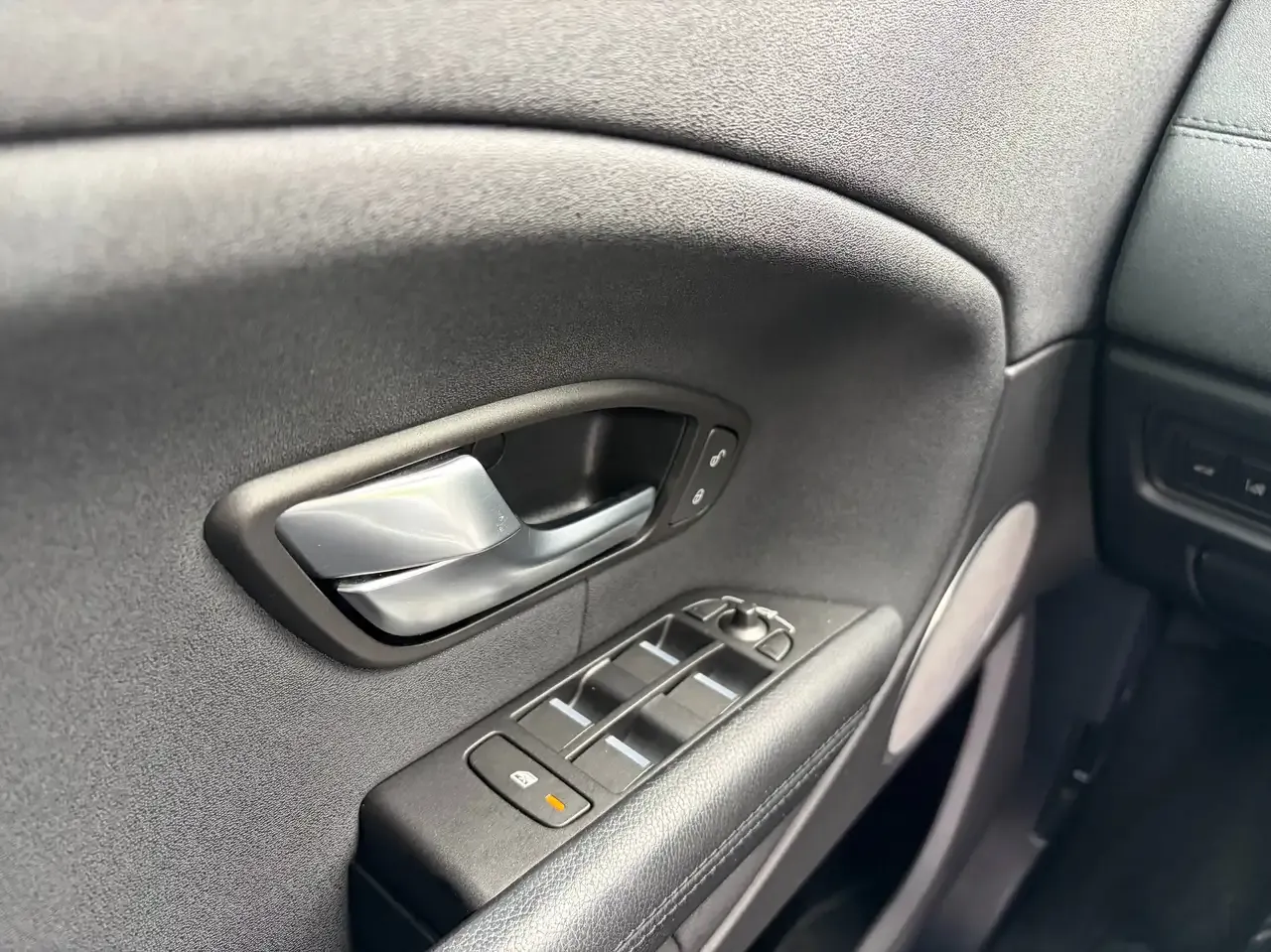 Land Rover Range Rover Evoque - 17