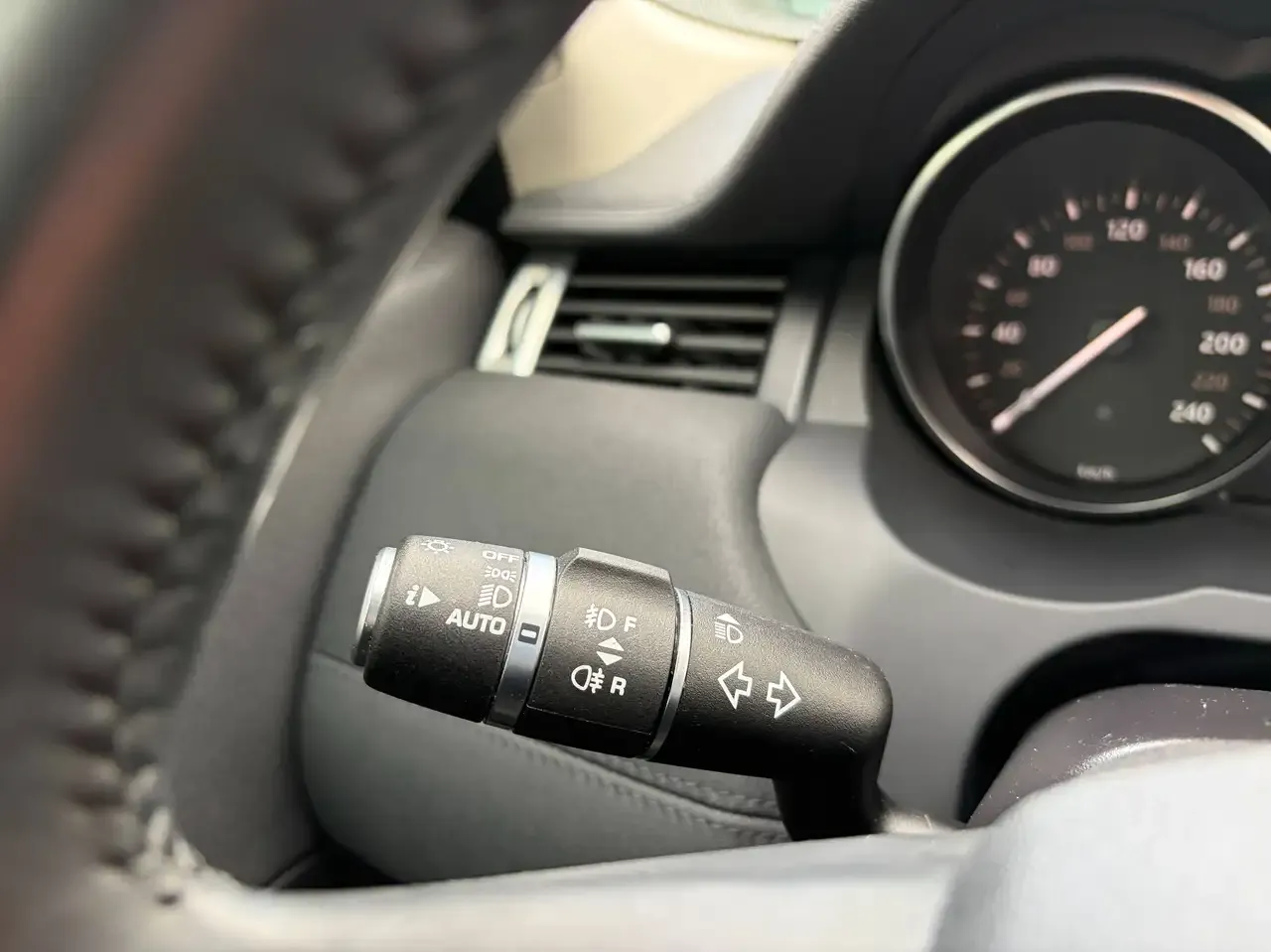 Land Rover Range Rover Evoque - 19