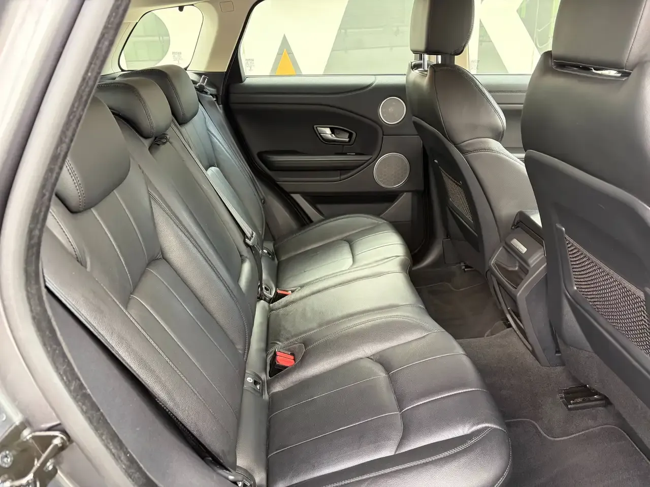 Land Rover Range Rover Evoque - 8
