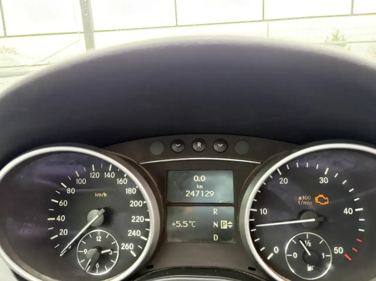 Mercedes-Benz ML 280 - 23