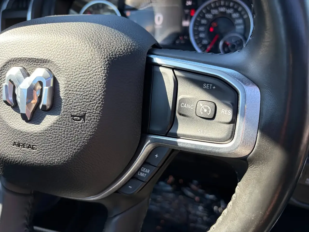 Dodge RAM - 23