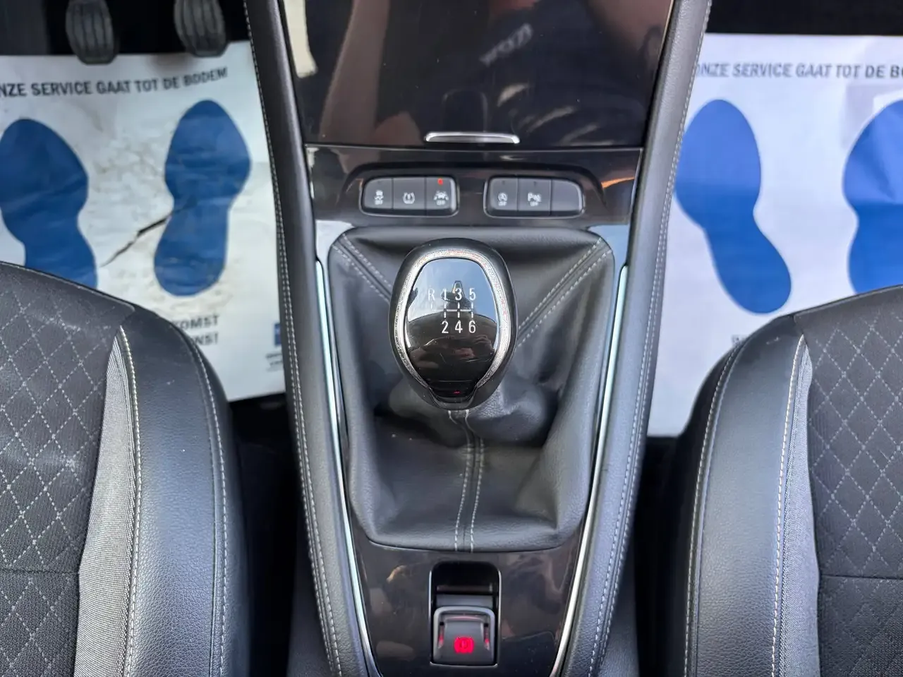 Opel Grandland X - 11