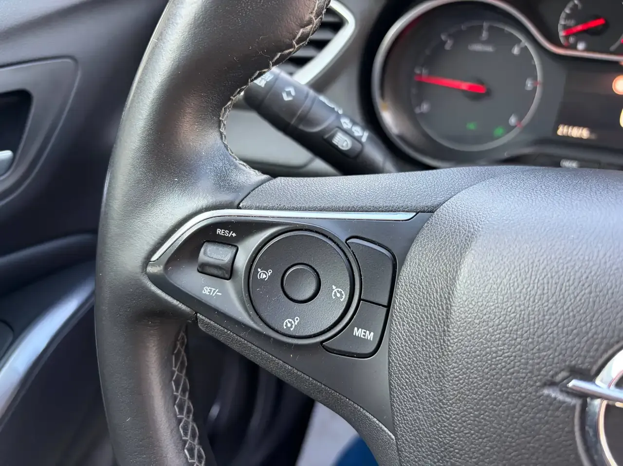Opel Grandland X - 17
