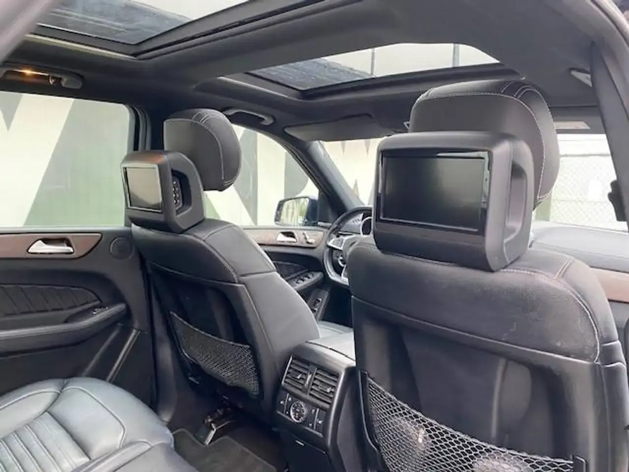 Mercedes-Benz GLE 500 - 12