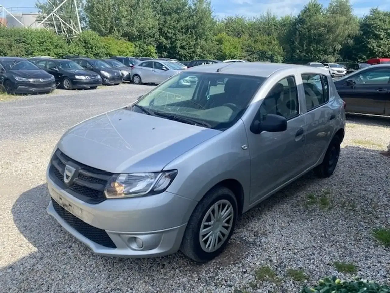 Dacia Sandero - 3