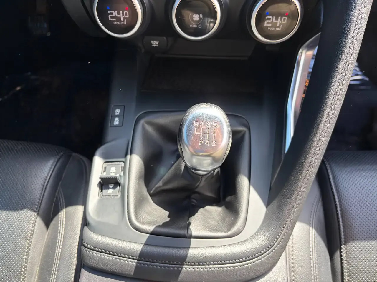 Jaguar E-Pace - 15