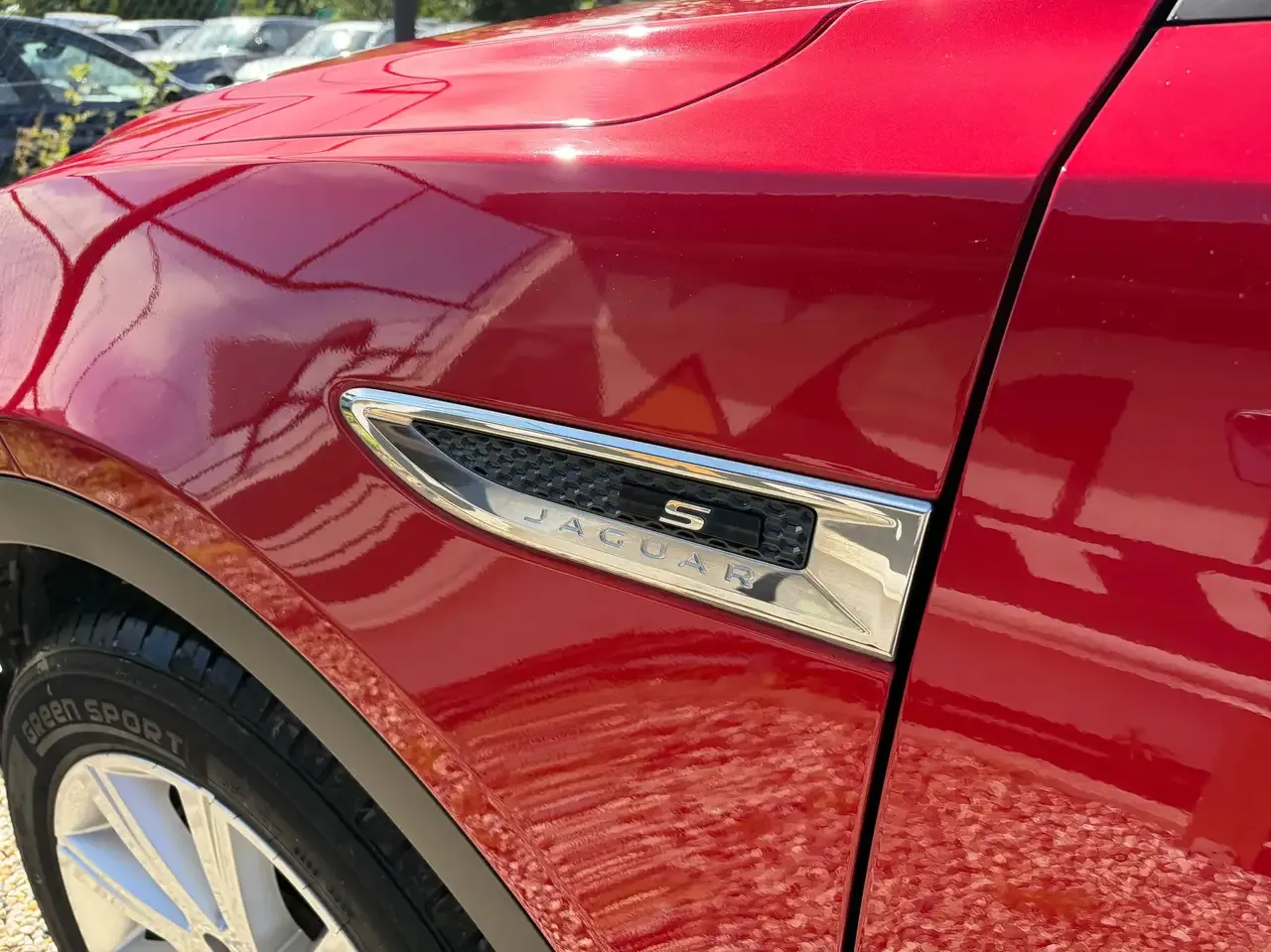 Jaguar E-Pace - 7