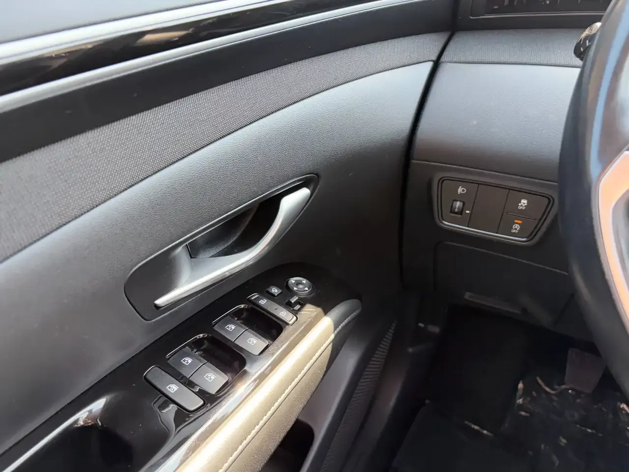 Hyundai TUCSON - 16