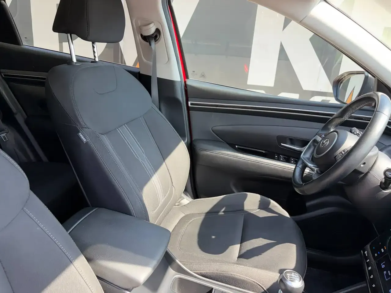 Hyundai TUCSON - 8