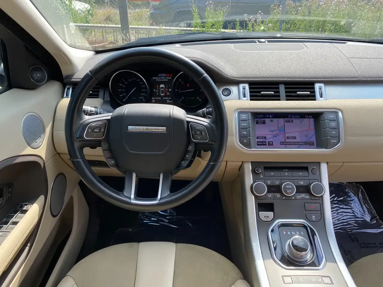 Land Rover Range Rover Evoque - 13