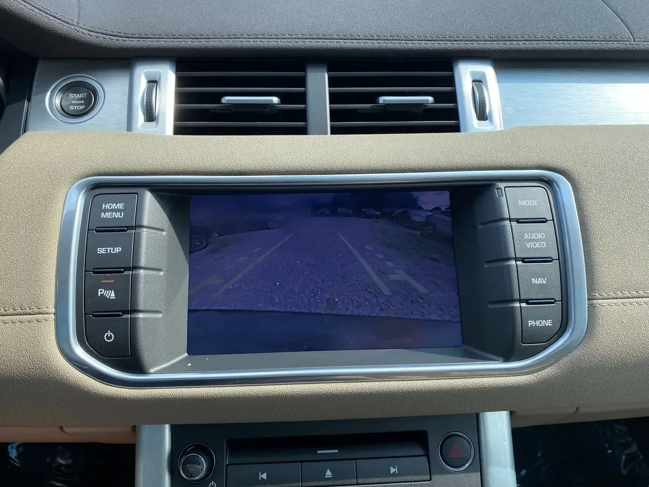 Land Rover Range Rover Evoque - 17