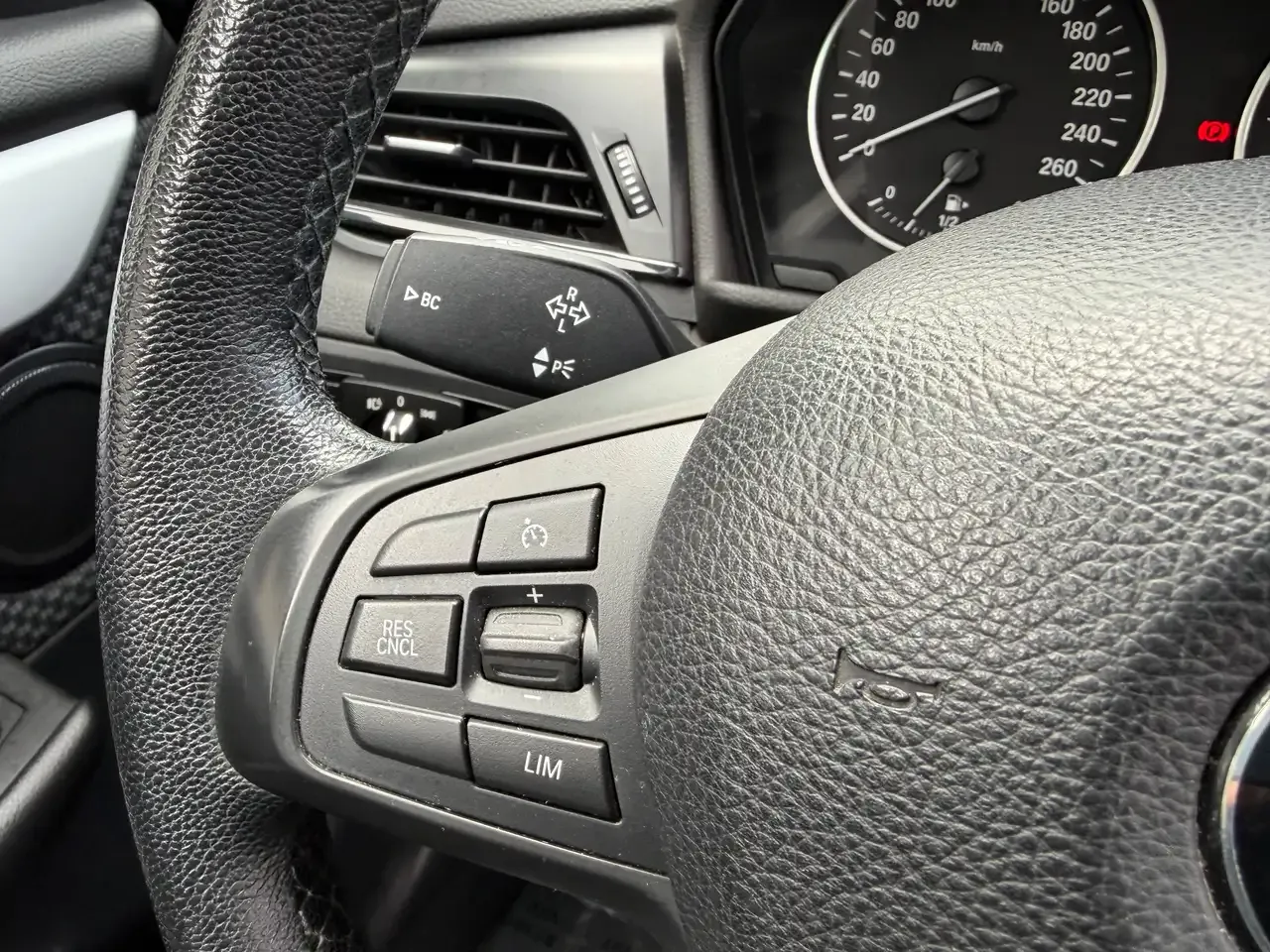 BMW 218 - 17