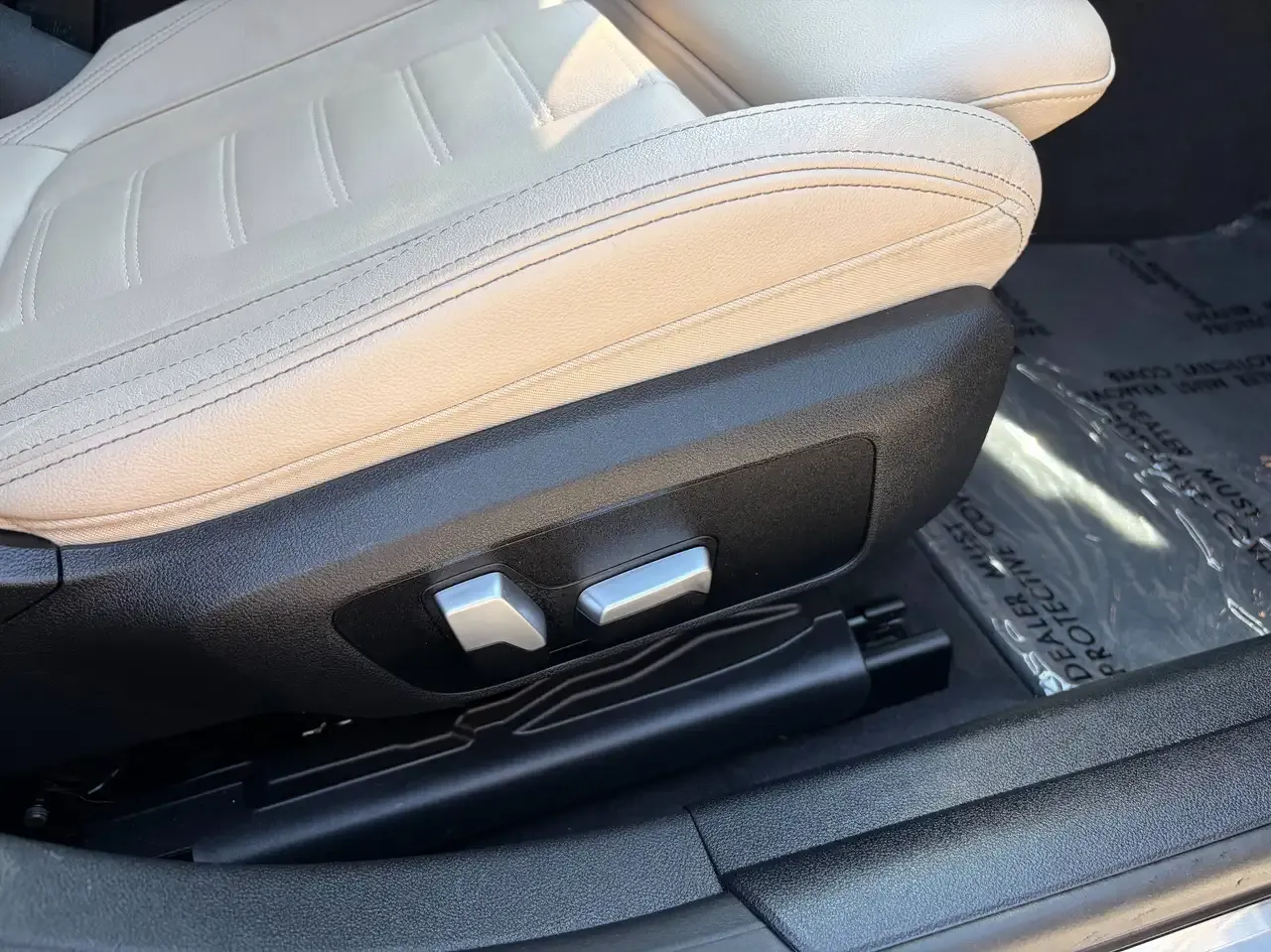 BMW i4 - 14
