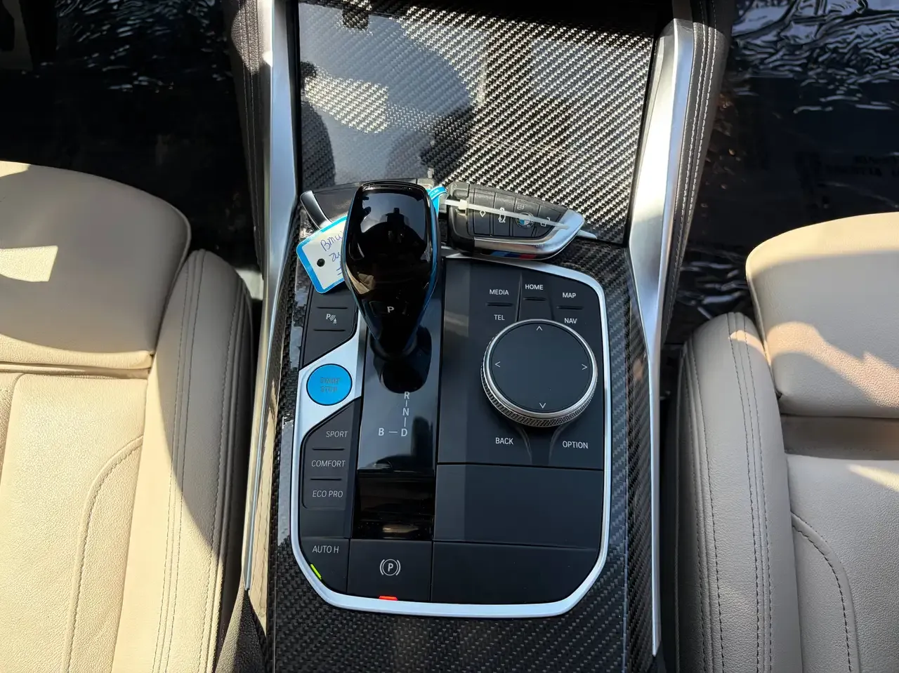 BMW i4 - 15