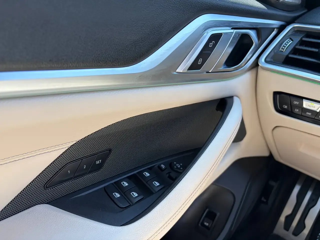 BMW i4 - 18