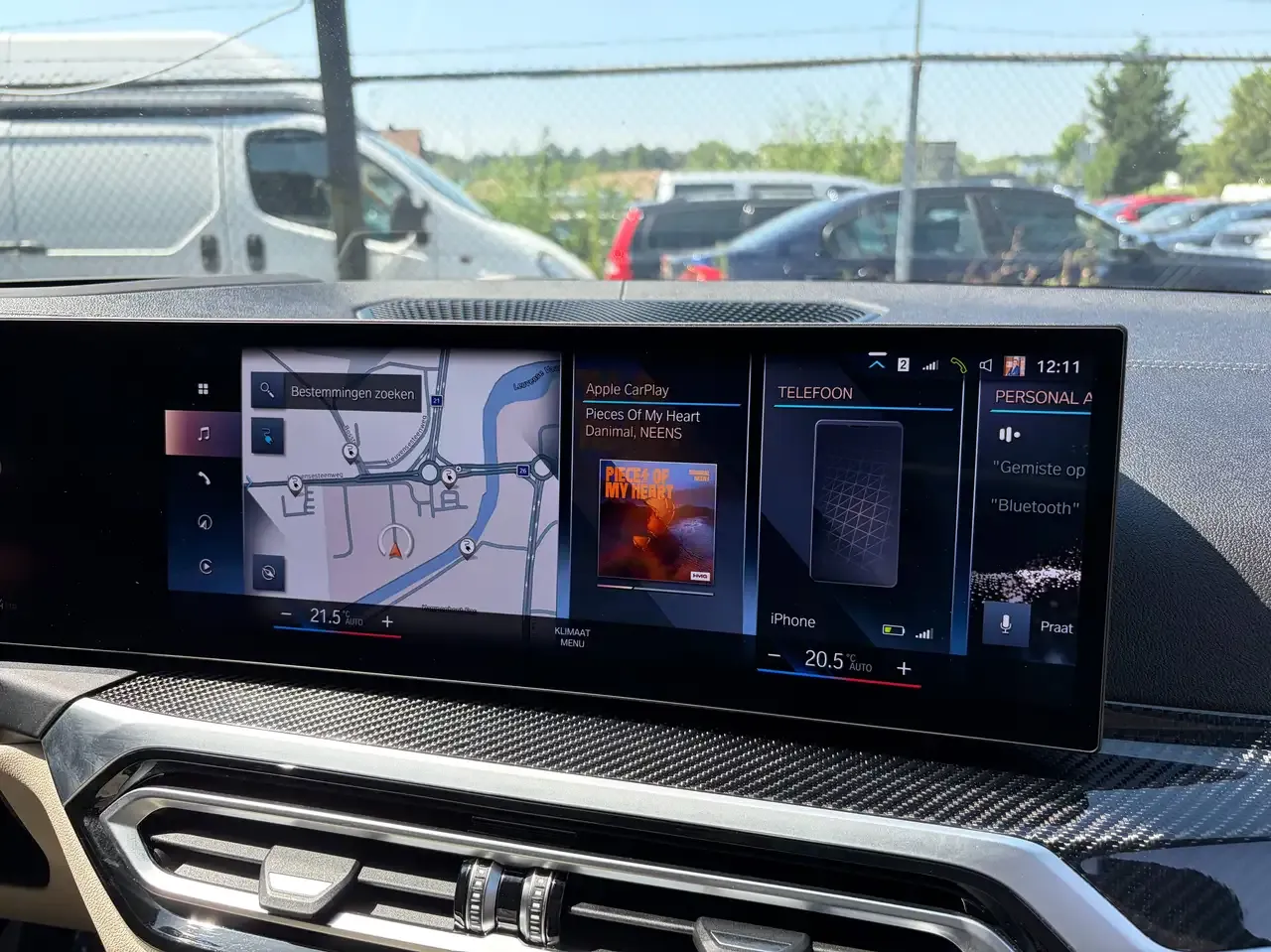 BMW i4 - 22