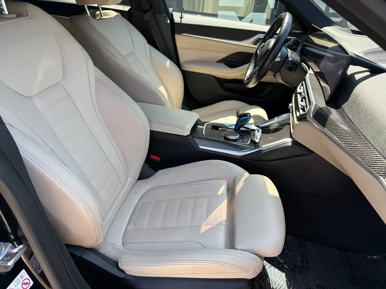 BMW i4 - 8