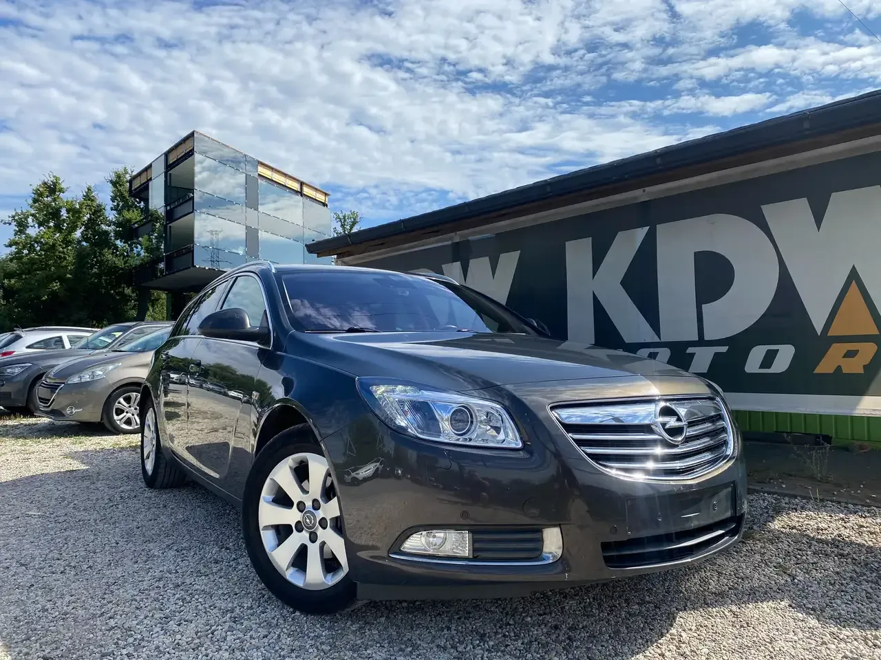 Opel Insignia - 1