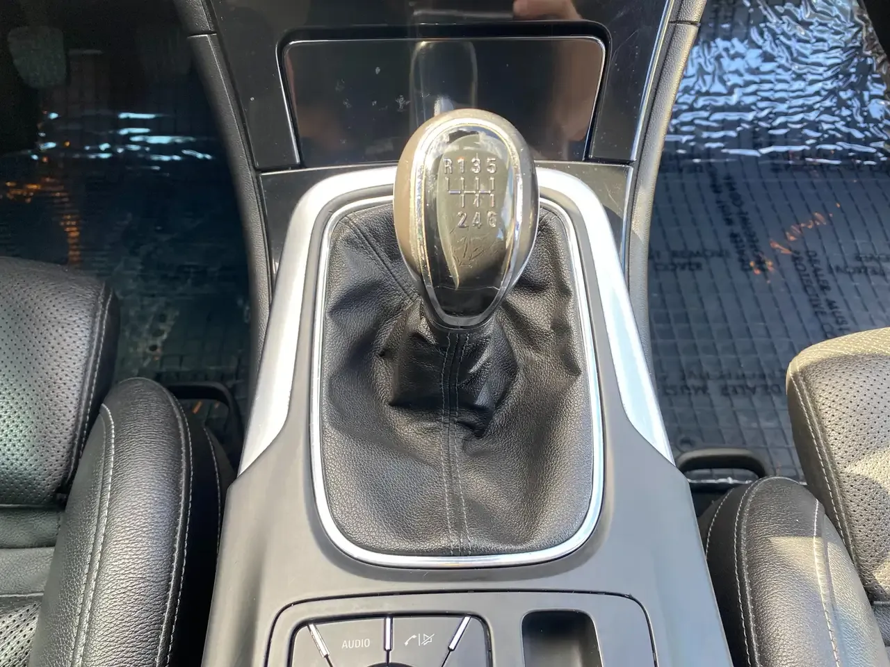 Opel Insignia - 16