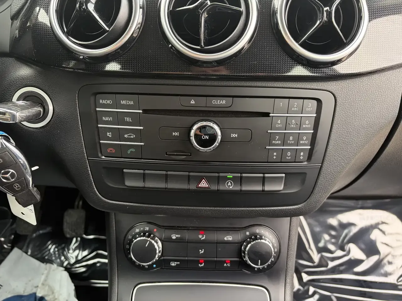 Mercedes-Benz B 180 - 12