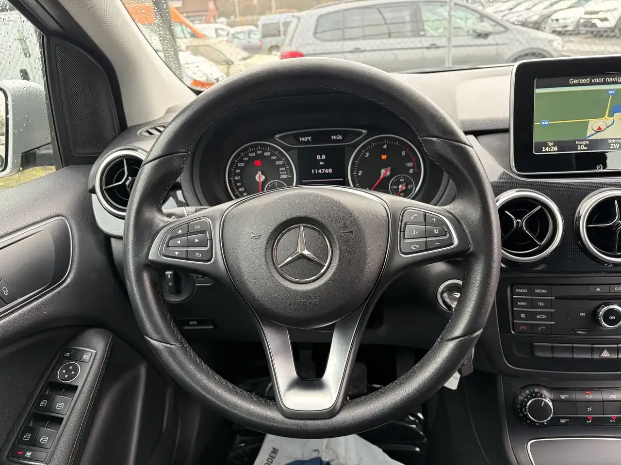 Mercedes-Benz B 180 - 14