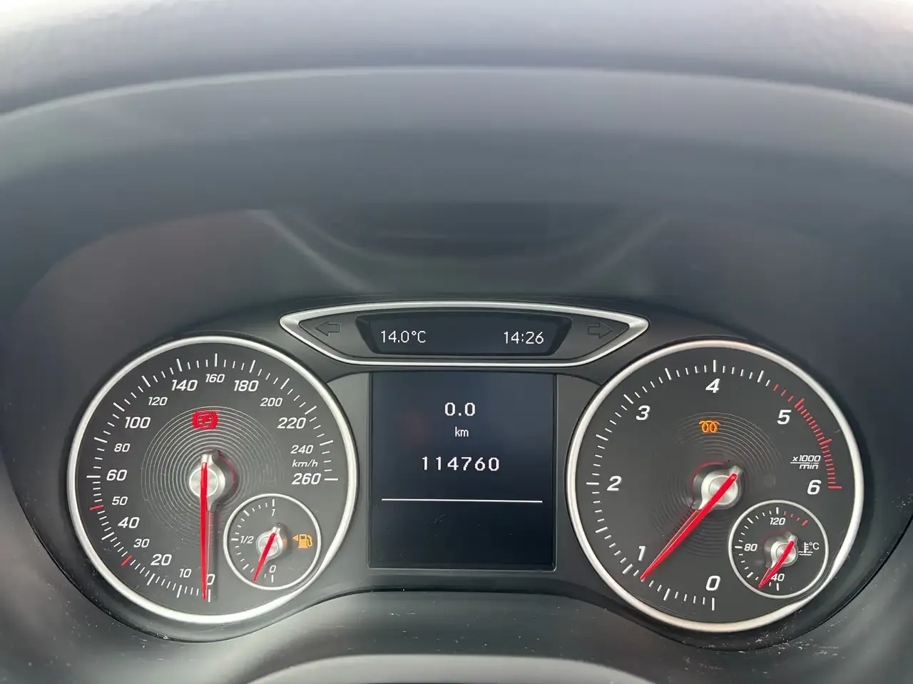 Mercedes-Benz B 180 - 18