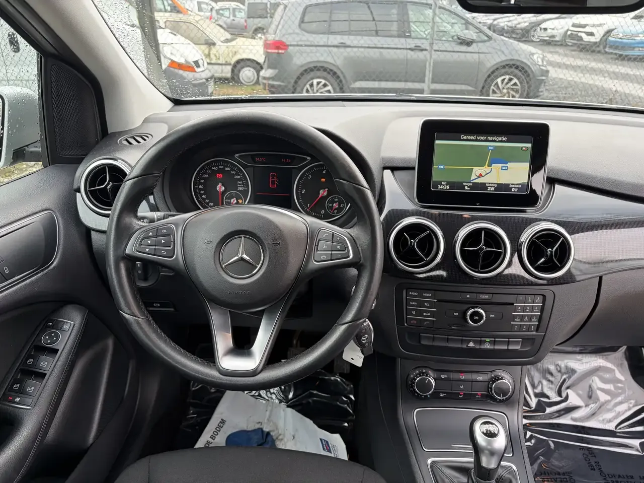 Mercedes-Benz B 180 - 20
