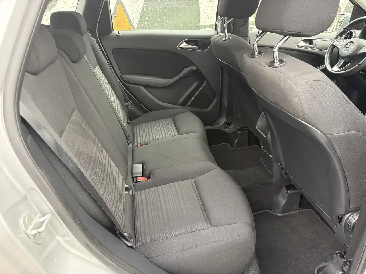 Mercedes-Benz B 180 - 10