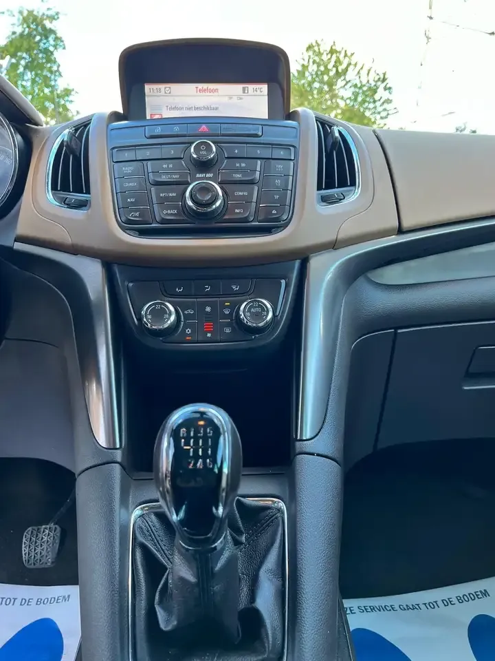 Opel Zafira - 12