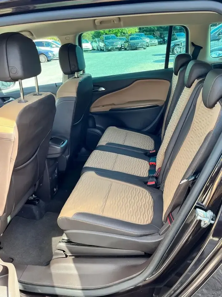 Opel Zafira - 15