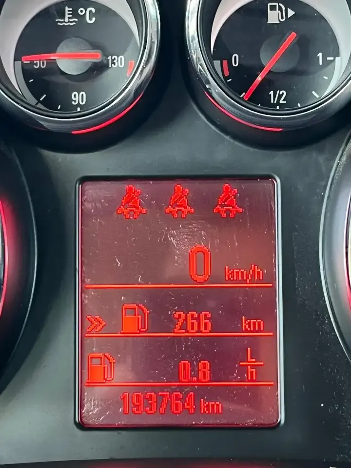 Opel Zafira - 17