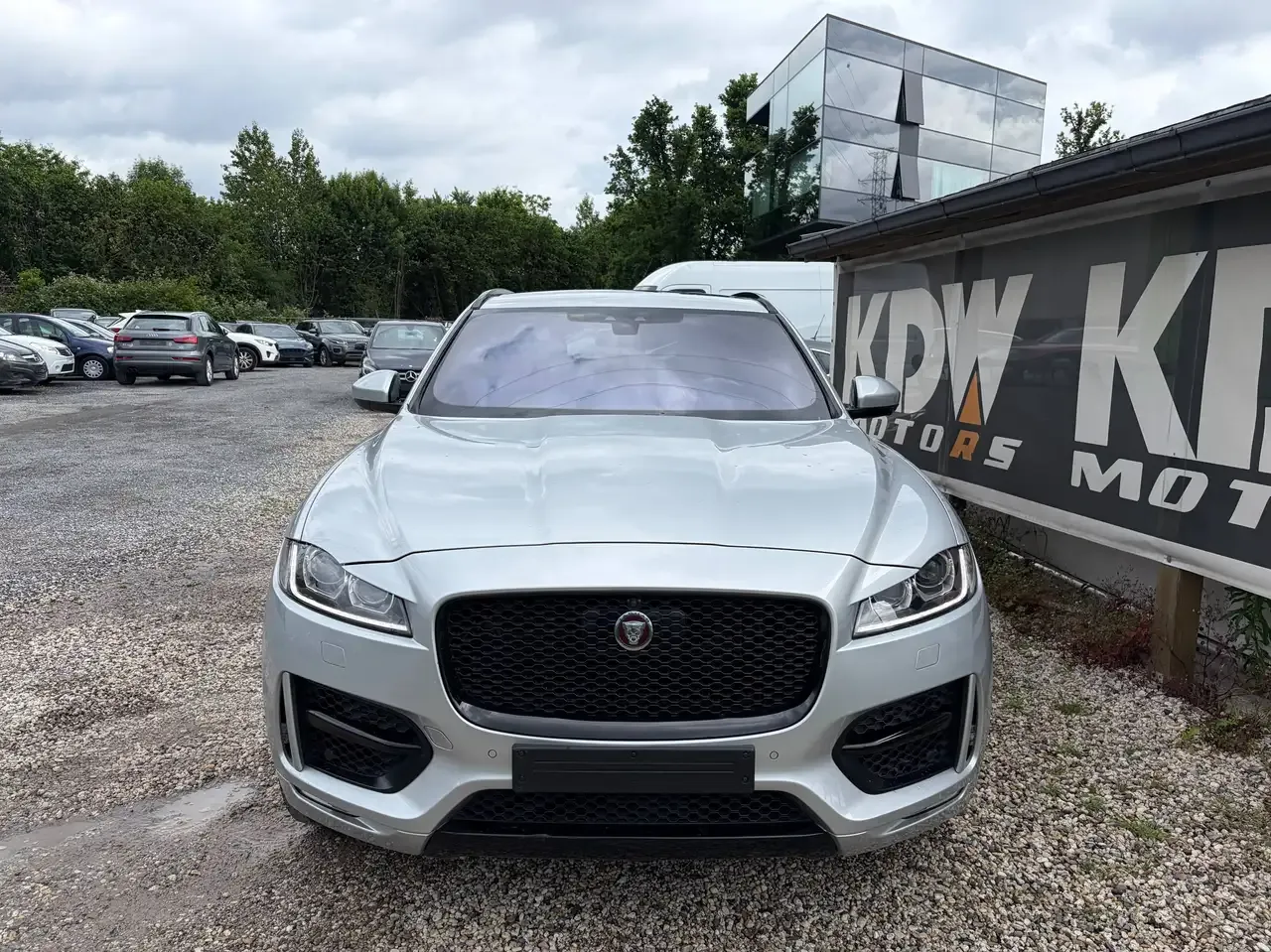 Jaguar E-Pace - 2