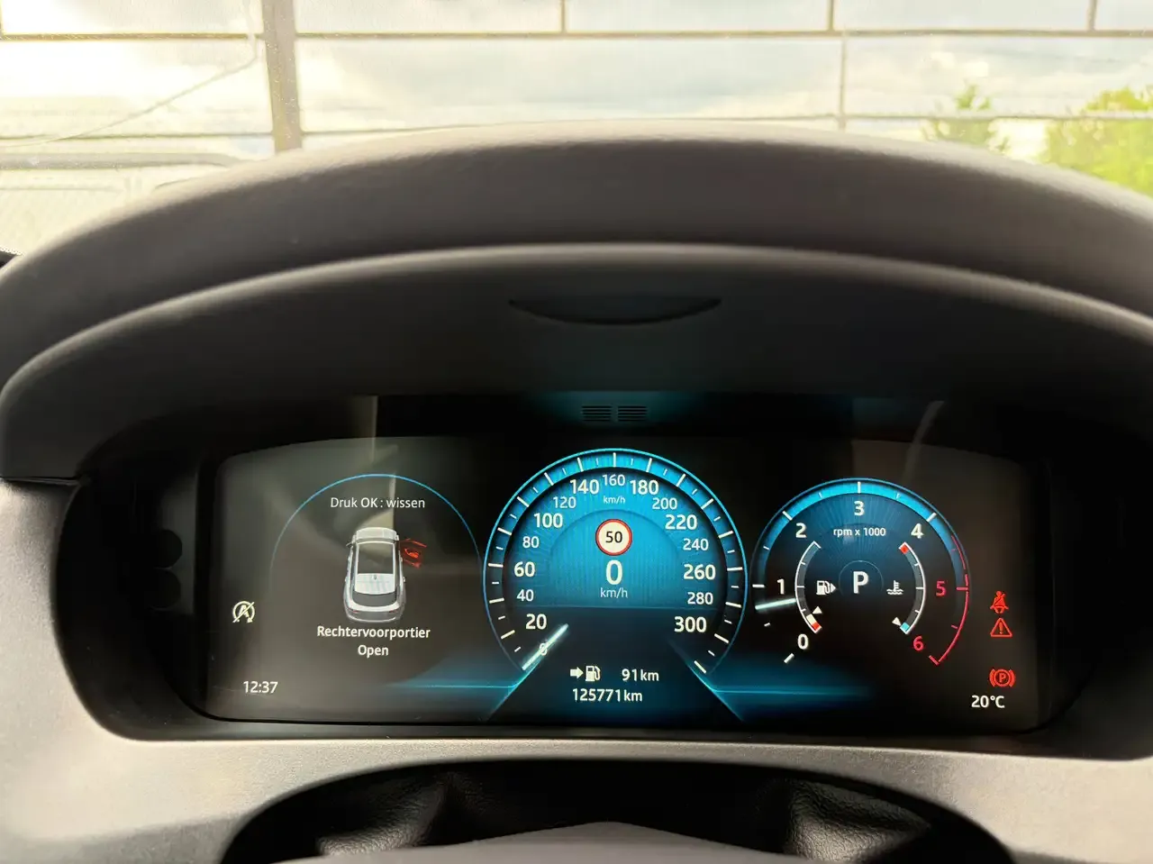 Jaguar E-Pace - 24