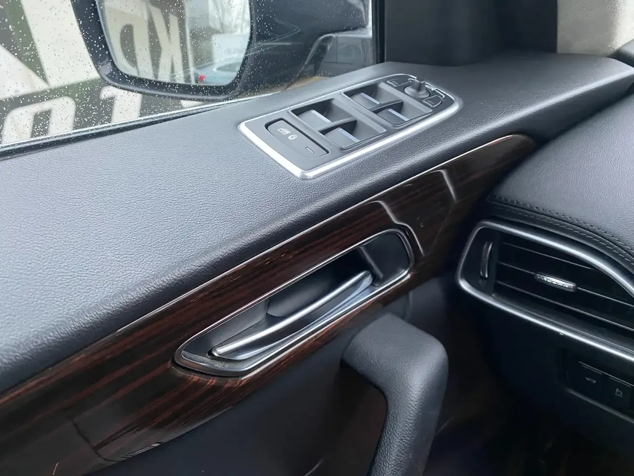 Jaguar F-Pace - 22