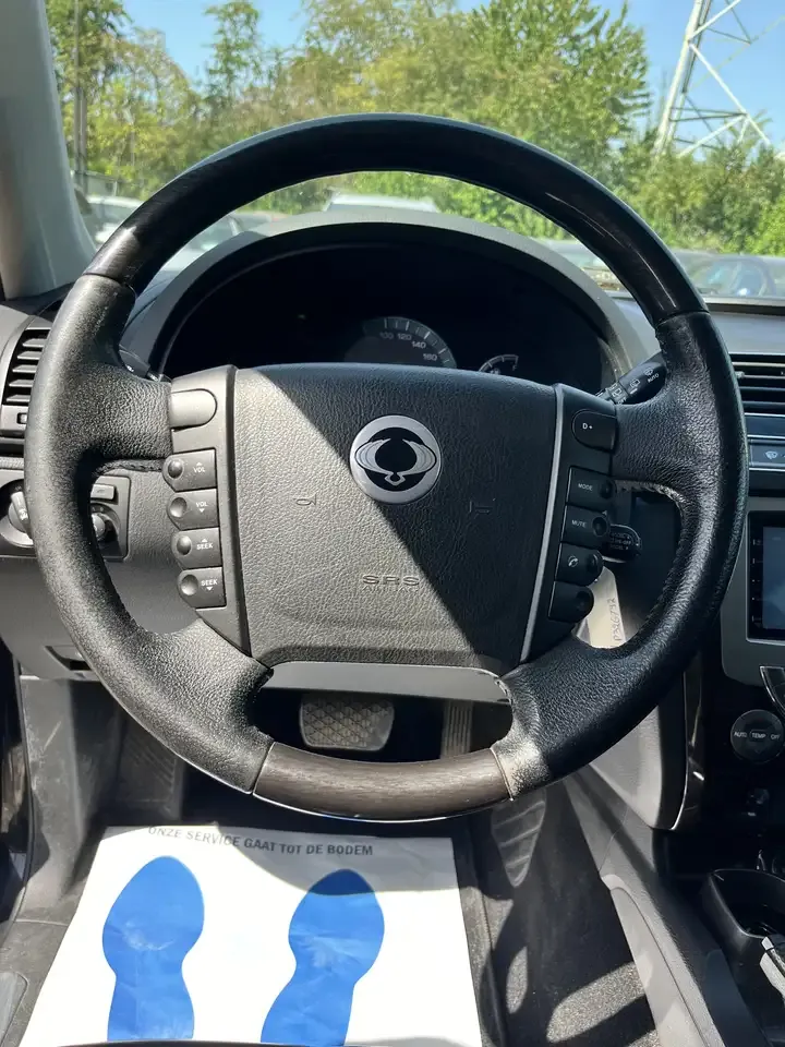 SsangYong Rexton - 12
