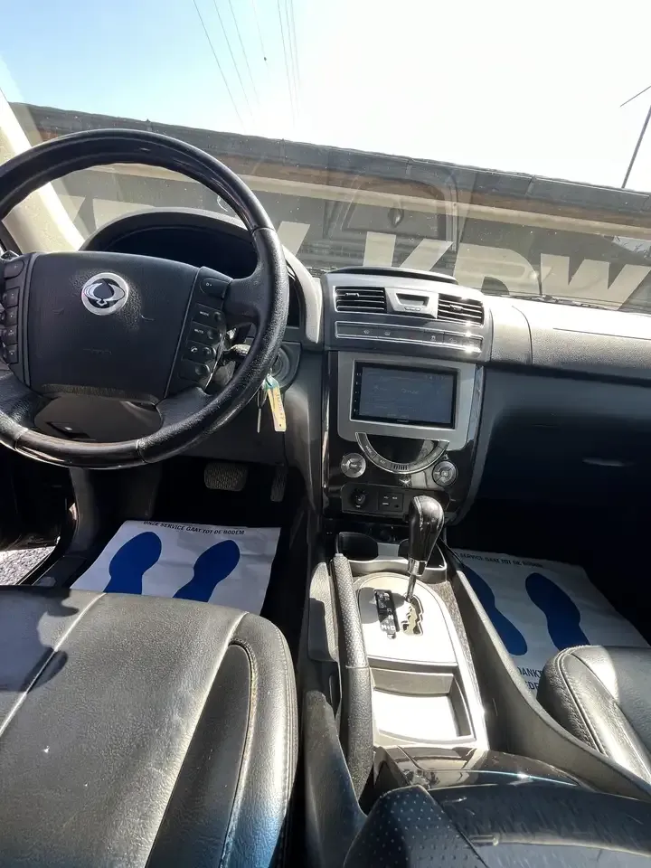 SsangYong Rexton - 8