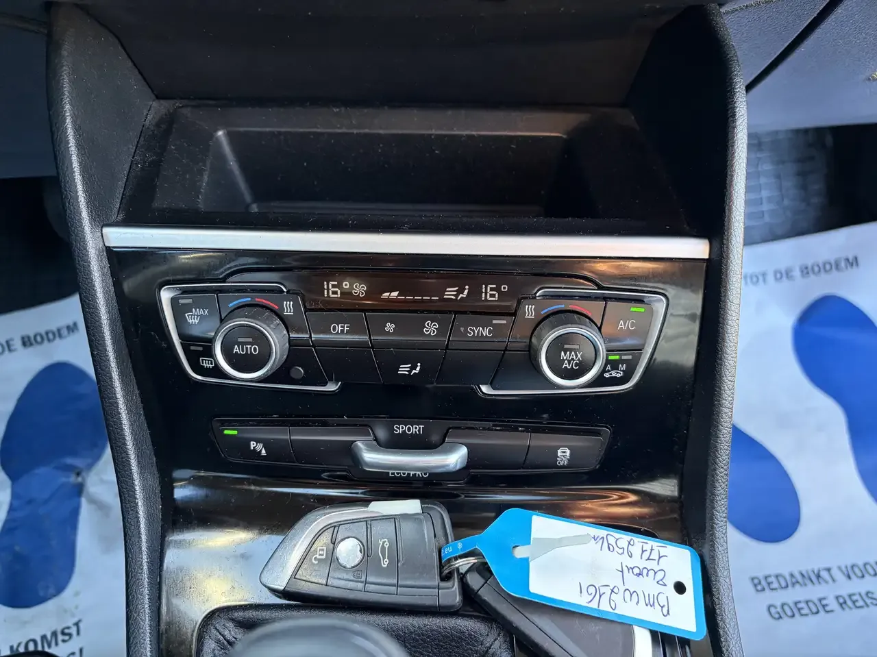 BMW 216 - 12