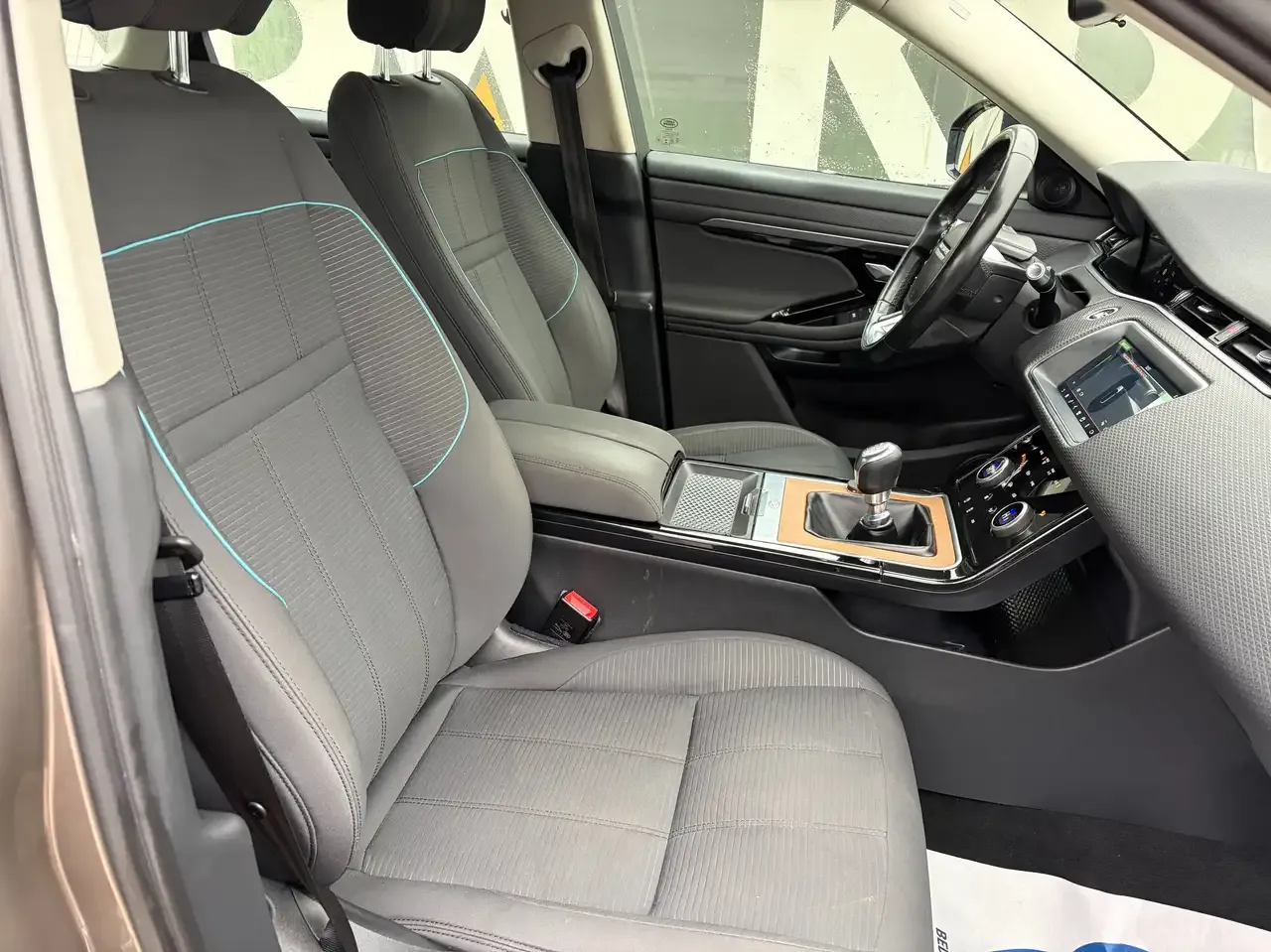 Land Rover Range Rover Evoque - 8