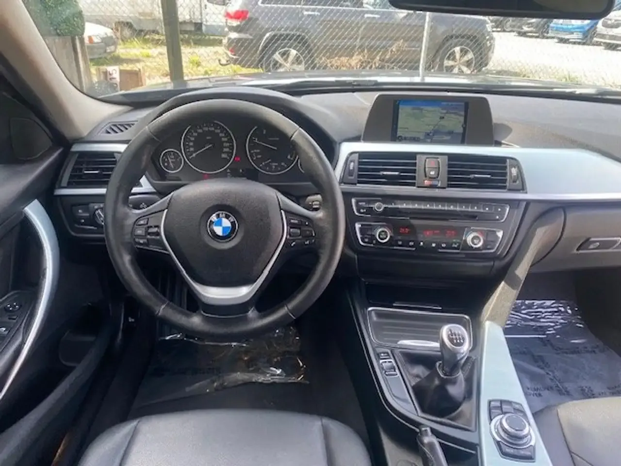 BMW 318 - 12