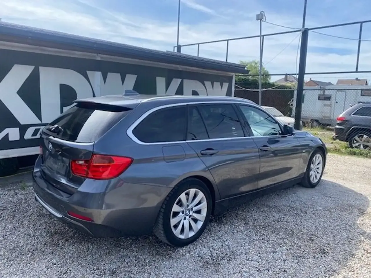 BMW 318 - 4