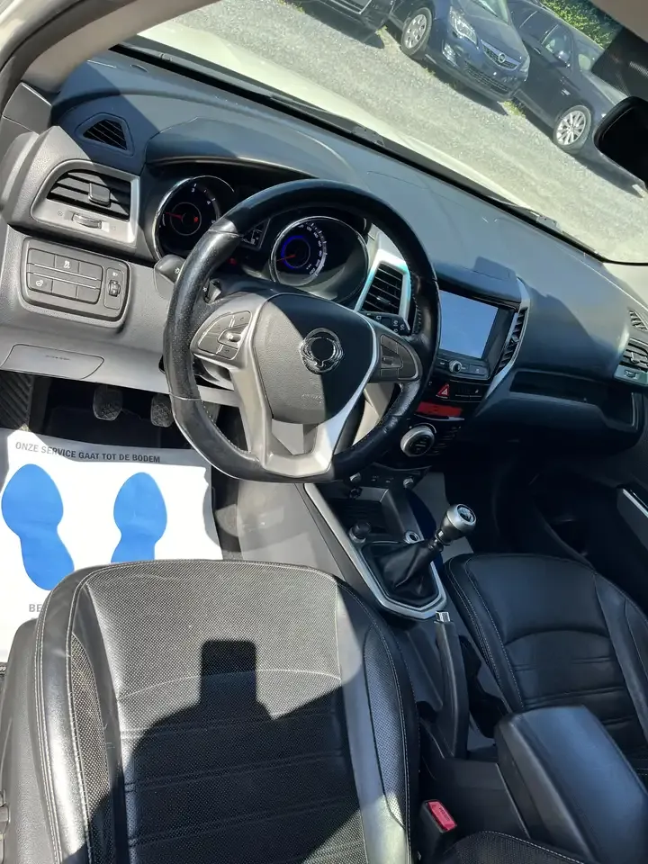 SsangYong Tivoli - 8
